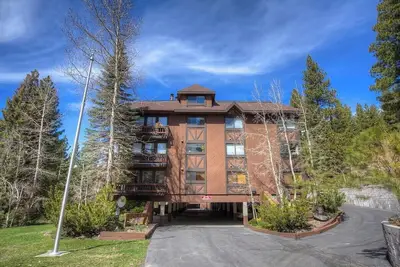 Image de Taste of Burgundy - Gorgeous 1 Bedroom Condo