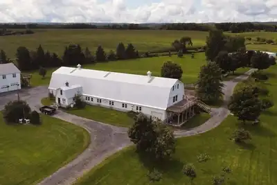 Image de Breezy Knoll Farm