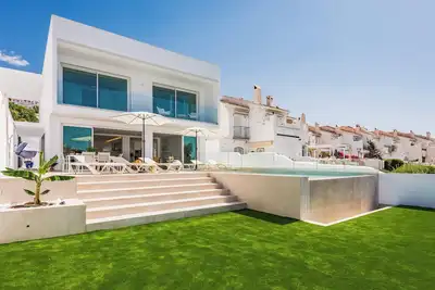 Image de Villa Felix Dos - Quatre Chambres Villa, Couchages 8