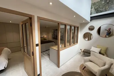 Image de Appartement haut de gamme tout proche de la mer.