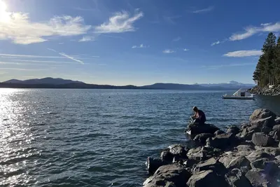 Image de Lake View Cottage in Lake Almanor Country Club!