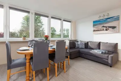 Image de Wojska Polskiego 22 | Large Apartment By the River