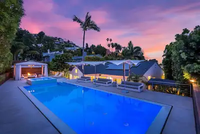 Image de Sunset Strip/ West Hollywood  Resort Dream Home w/ Pool, Hot Tub, Cabana, + More!