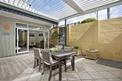 Image de Home away from home: renovated 1920s heritage house