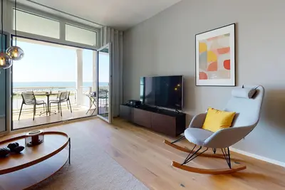 Image de Beautiful newly built vacation apartment with its own sauna, sea view and e-charging station