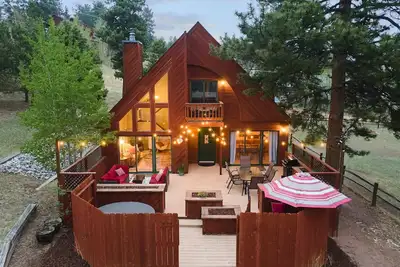 Image de Mountain Boho A-Frame! ★ Peak Views ★ Hot Tub ★