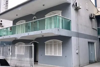 Image de Left House 17/ or 21 People/Center/Swimming Pool/Billiards