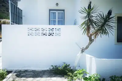 Serenity surrounded garden Bungalows 5 min walk from the beach