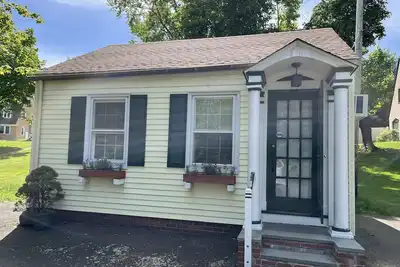 Image de Historic Whitneyville Cottage