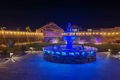 Image de Peaceful 5br/3. 5ba Villa W/ClubHouse-Pool Spa Deck Garden