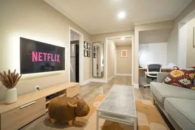 Image de Modern Private Unit - Mins to Everything in Pasadena