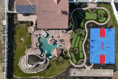 Image de Luxury Entertainment Oasis