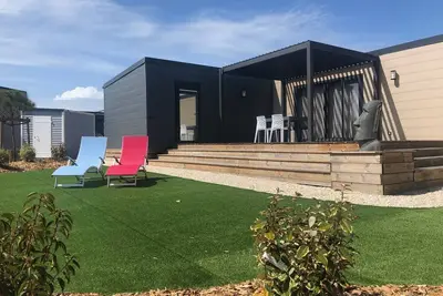 Image de Vacances à 6 dans un domaine avec piscine chauffée