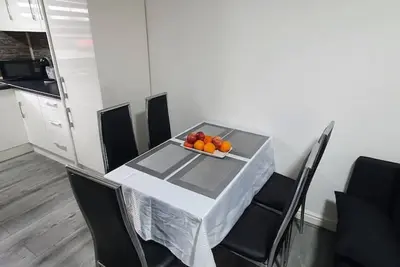 Image de Lovely Ground Floor 1-bed Flat with free parking