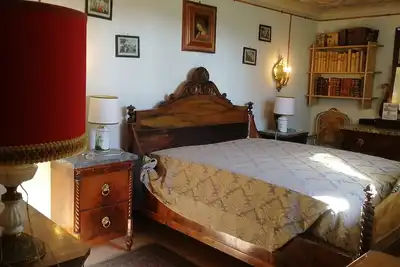 Image de Bedroom 2 pers, private bathroom in historical Villa with swimming pool