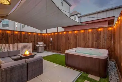 Image de Houston Central Location - Stylish with Jacuzzi