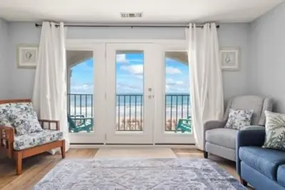 Image de Spectacular Ocean Front Villa Capriani