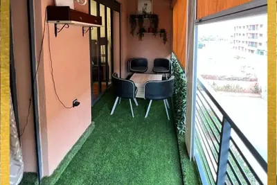 Image de Romantic apartment with super king size Bed — 7 min from the city!
