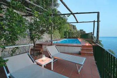Image de Maison de vacances privée avec piscine, Wifi, climatisation, Tv, terrasse, vue panoramique, parking