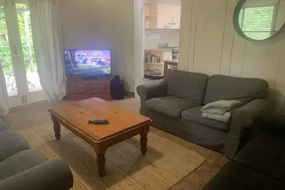 Image de Quiet cabin with Starlink