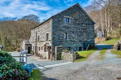 Image de A luxury barn conversion close to Grizedale Forest & Hawkshead village