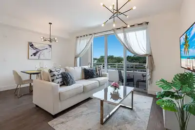 Image de Astonishing Waterfront Patio Views, 2br 2ba, Kayaks Included! Downtown Sarasota