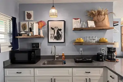 Image de The Mark at Surfside, Apt. 6