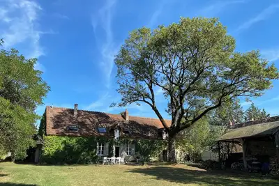 Image de Maison De Campagne A Quincy, Grand Jardin, 3 Chambres, Riviere, Baignade CANOË