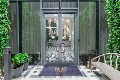 Image de Modern Suite in Sls Lux Brickell managed by City Escapes