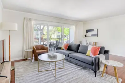 Image de Amazing Palo Alto 2br w/ W/D & Garden, near Fb & Google, by Blueground