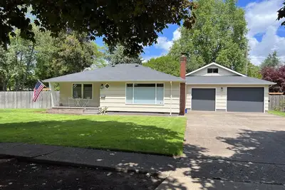 Image de Cute 2 bedroom home walkable to Oakway & Autzen Stadium