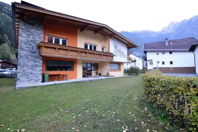 Image de Appartement confortable près du domaine skiable