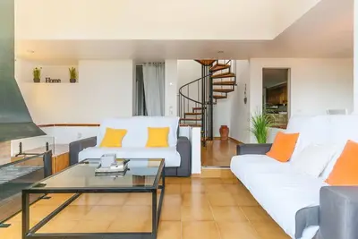 Image de Belle maison de vacances avec piscine