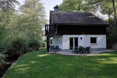 Image de Maison Ă Stoumont avec sauna et jardin