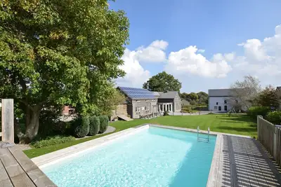 Image de Luxueuse villa à Vielsalm avec piscine