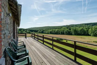 Image de Gîte rural de grande capacité avec très bel espace extérieur (Burnontige)