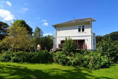 Image de Villa moderne avec sauna à Bevercé