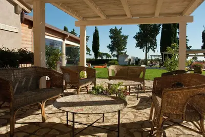 Image de Maison Ă Braccagni avec Jacuzzi et Golf