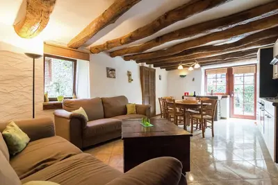 Image de Appartement de charme à Sensenruth avec intérieurs somptueux