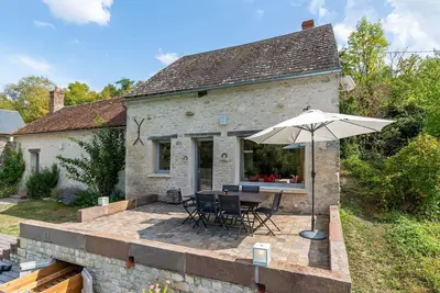 Image de Ferme à Yèvre-le-Châtel avec piscine