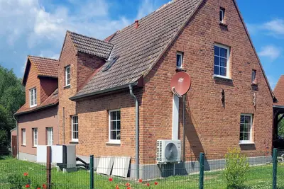 Image de Haus Strandrose - Cozy house in Gollwitz for 8 people.