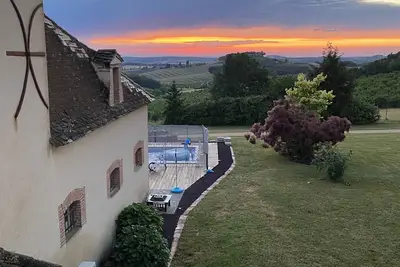 Image de Maison de campagne avec piscine