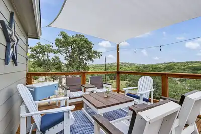 Image de Chateau Relaxo I Pet Friendly with Views!