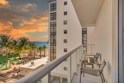 Image de Rooftop Pool| Balcony |Hollywood Beach+ Gym