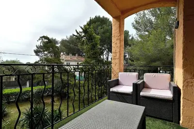Image de Cytharista–T3 de standing avec vue mer à La Ciotat