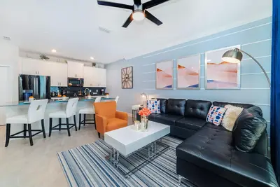 Image de Last Minute Disney Getaway! Townhouse with Private Pool. Book Now! #49417