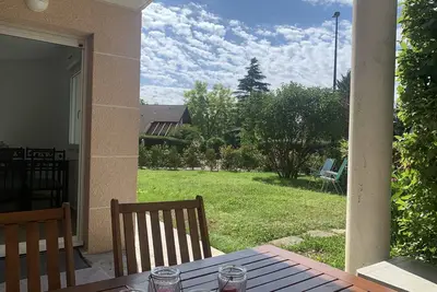 Image de Studio 32 m2 avec jardin