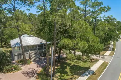 Image de Only 5 min from the St. George or Apalachicola!