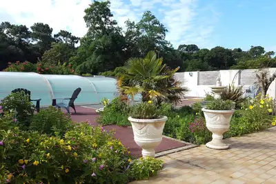 Image de Chanteoiseau, comfortable villa, heated swimming pool 800 m from the beach 5 * Clévac