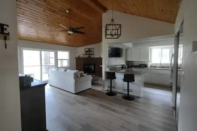 Image de On Golf Corse - Lake Views! Come enjoy peace & quiet! 2 hours from the Valley! !